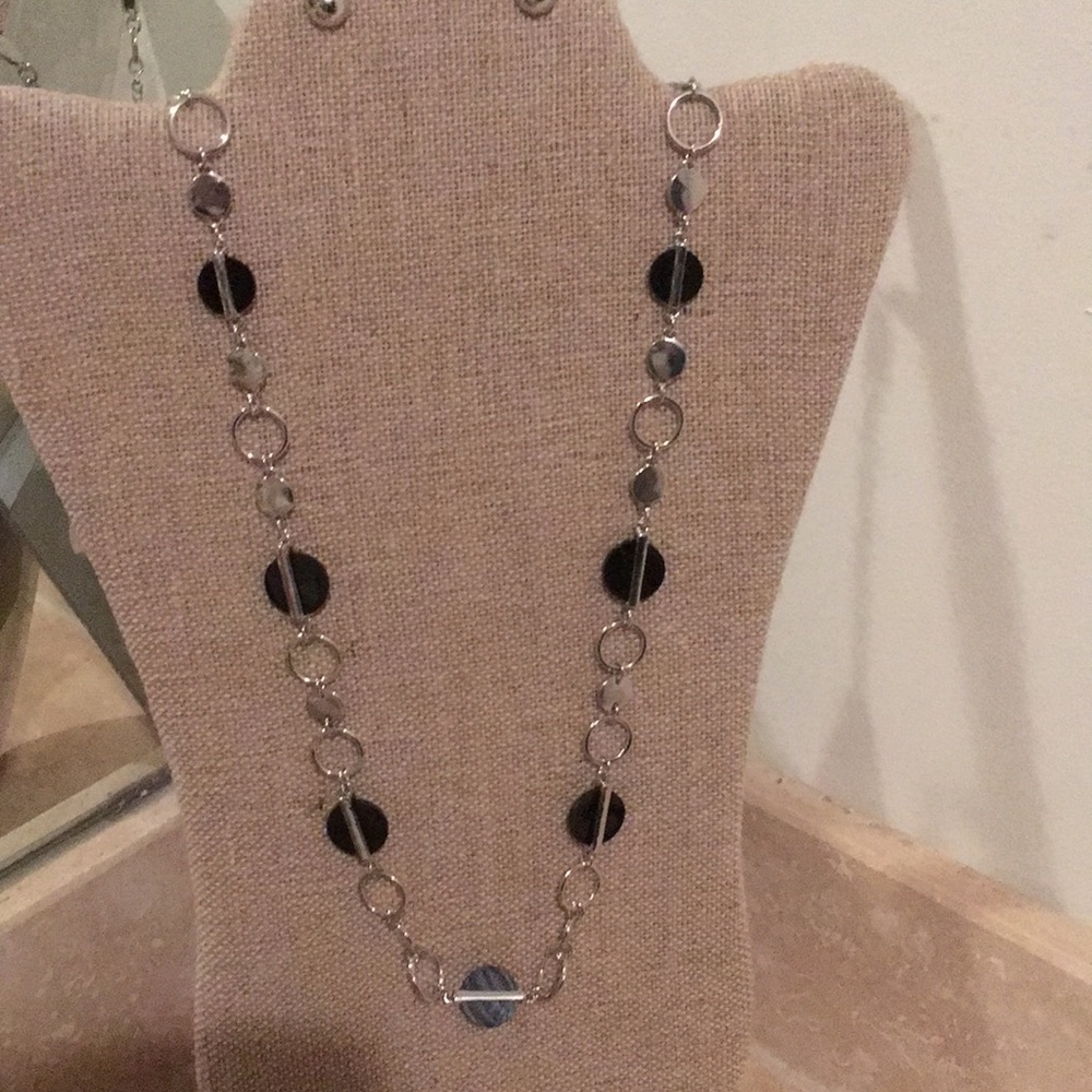 Black & Silver Necklace And Earrings. - Picture 2 of 3